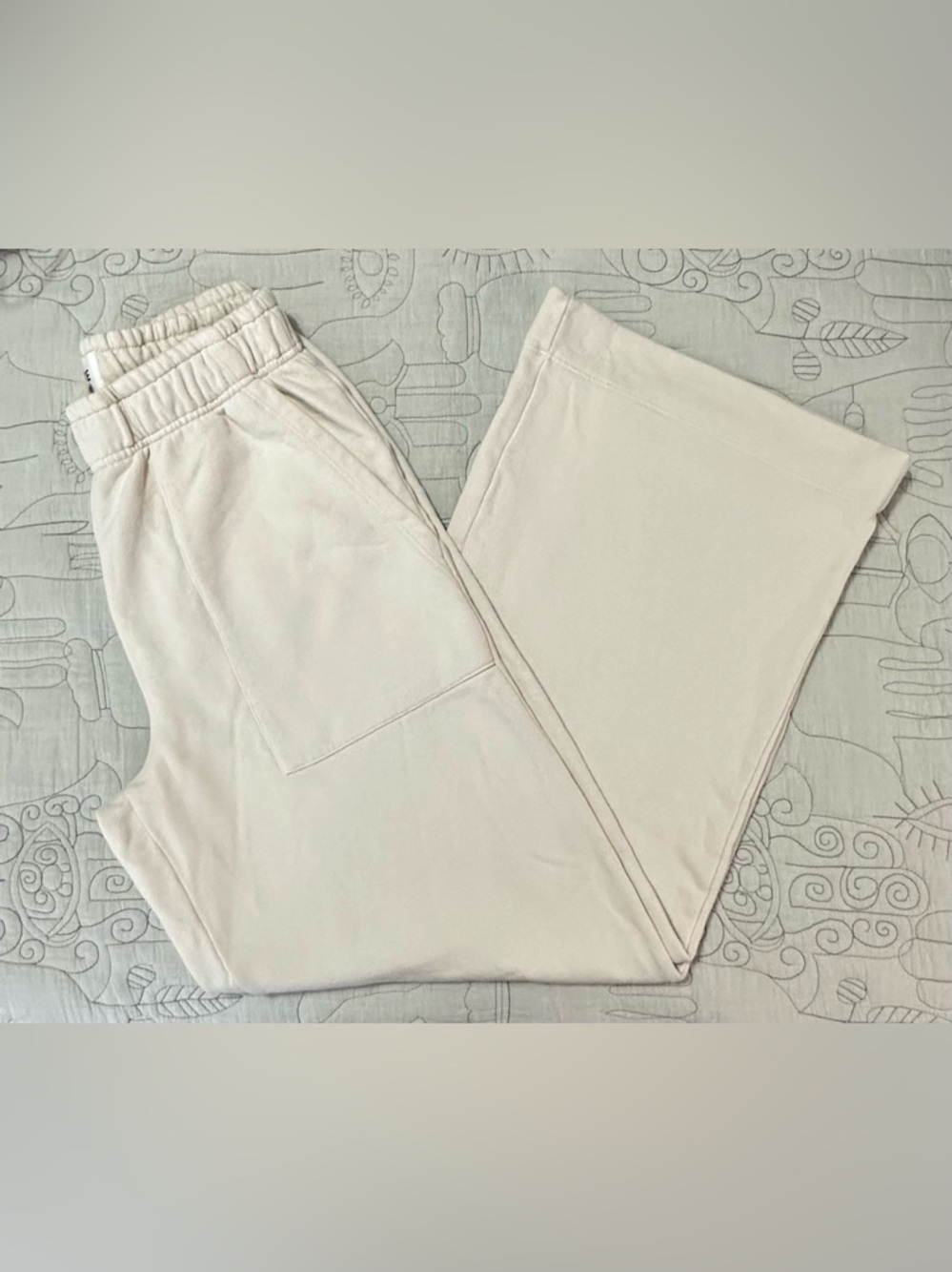MATE the Label Organic Fleece Straight Leg Sweatpant Bone Cream NWT Size S